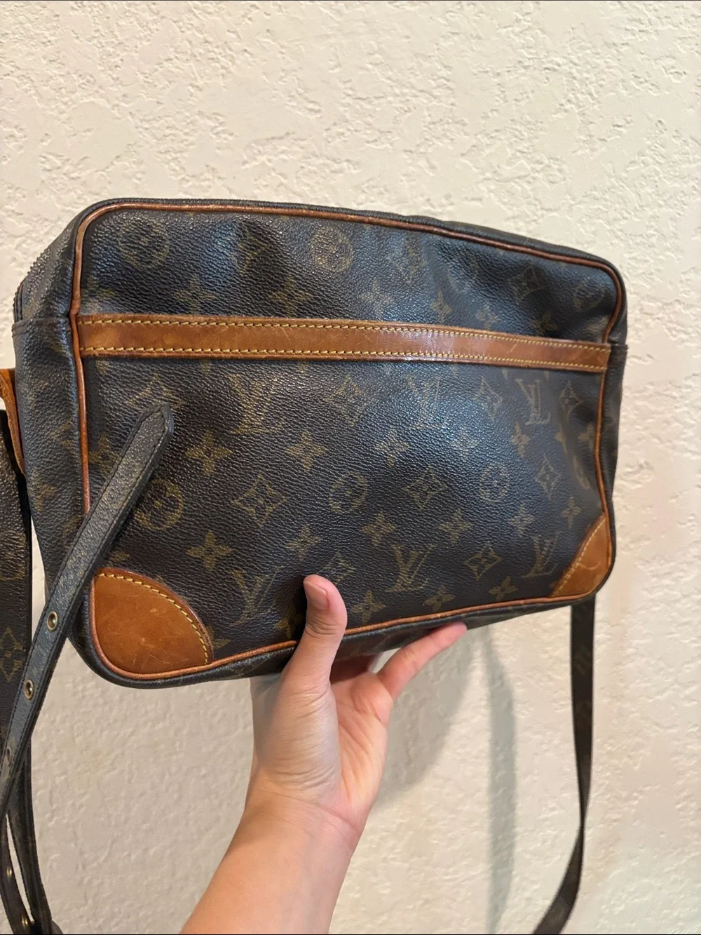 Louis Vuitton authentic louis